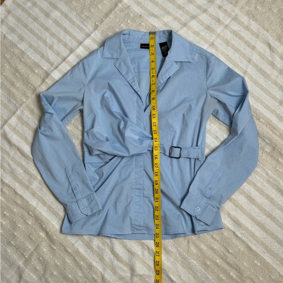 New York & Company light blue wrap buckle blouse size 6/small - Picture 8 of 12
